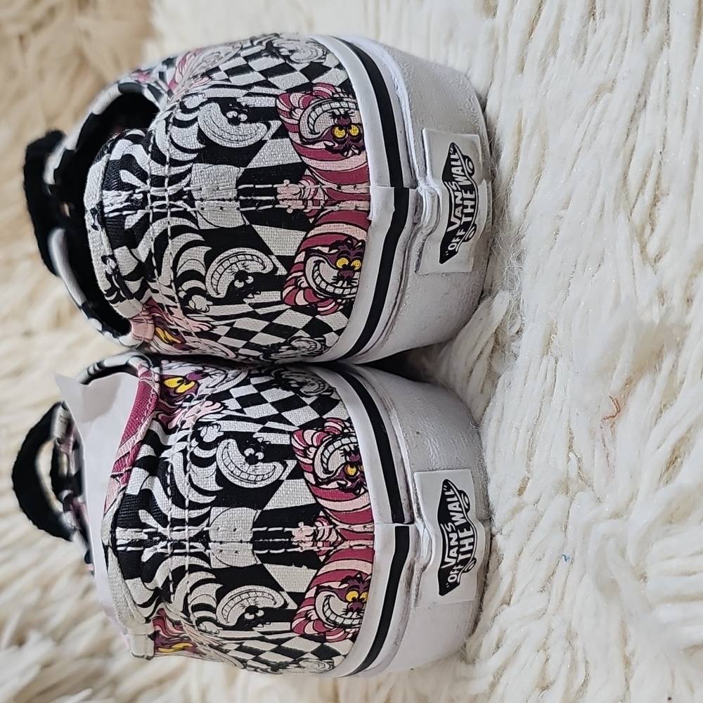 Disney x Vans (Cheshire Cat) Alice In Wonderland - Picture 3 of 7